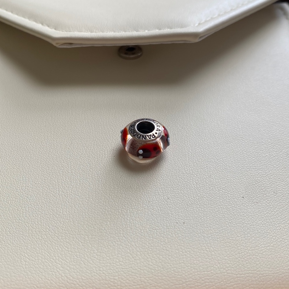 Ladybug pandora bead